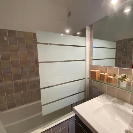 Apartment T3 Vue -terrasse - Parking - Piscine - Acces A La